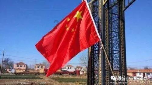 “轻舟已过万重山”的下一句是什么？游戏画面